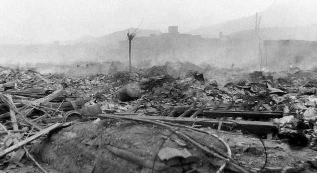 了解战争的恐怖,才能倍加珍惜可贵的和平