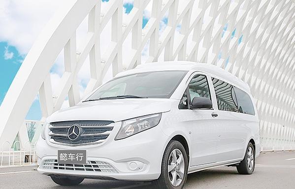 奔驰新威霆红懿版简约时尚精英级商务