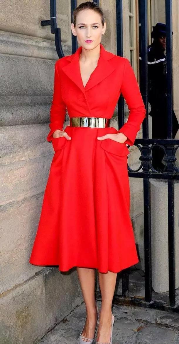 冬天大衣要买修身款好看还是宽松款好看