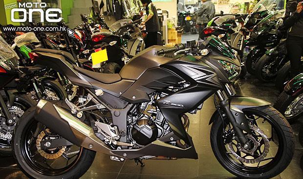 疾走奔驰，帅到没朋友了！川崎Kawasaki Z300摩托街车