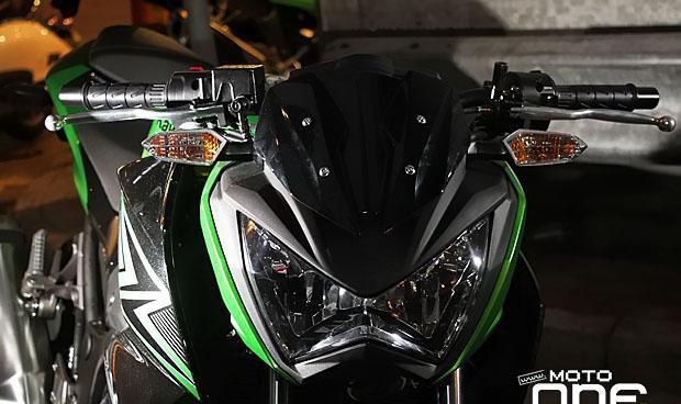 疾走奔驰，帅到没朋友了！川崎Kawasaki Z300摩托街车