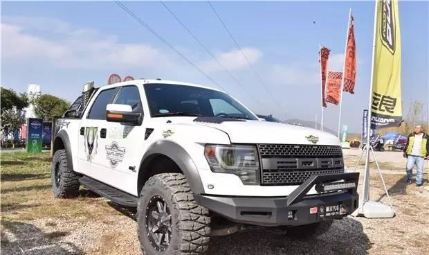 普拉多2700穿越被虐，魔改变身全过程记录