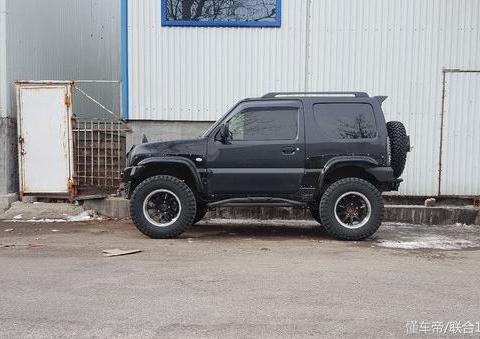 就是买来玩的！小小吉姆尼改装215/85 R16 MT胎 江湖从此不寂寞