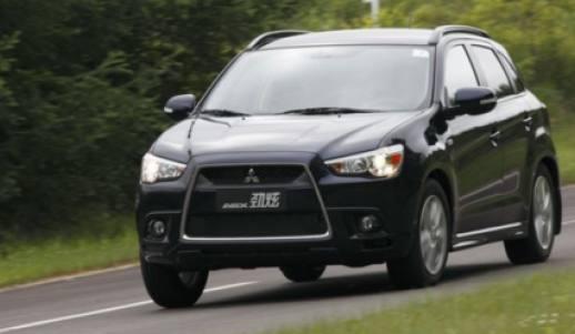 新款广汽三菱劲炫ASX, 便捷的电动天窗配置