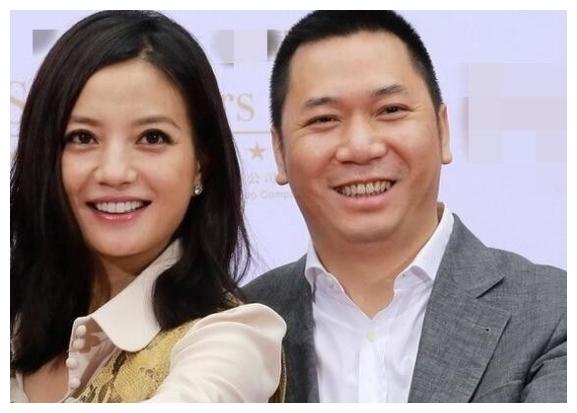 扒一扒赵薇的前男友,你就知道她和黄晓明为什么不可能