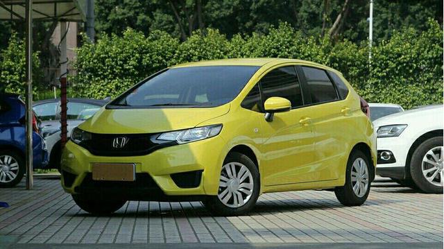 被称为平民超跑，动力直接吊打捷达，这款小钢炮才卖7万