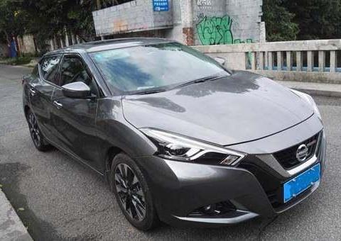 又降价了！这车降3万仅8万，比捷达漂亮，轴距2米7比朗逸厚道