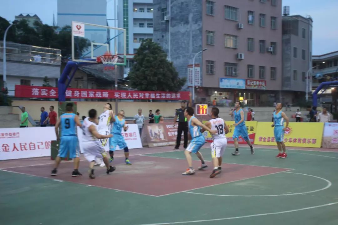 15岁2米03他把中国篮球的想象空间撑到两米以上NBA职业联赛中文官网__实时赛程比分+球队资讯