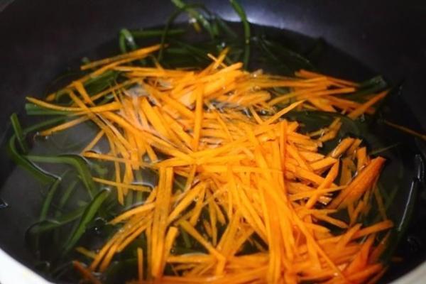 拌海带丝,夏天必备的一道快手凉菜,孩子吃补钙