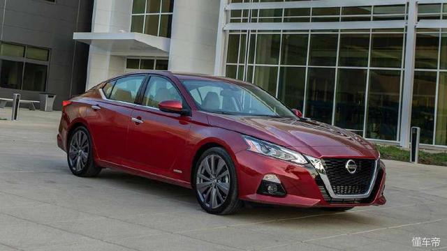 2019款美版日产天籁Altima今秋上市,尺寸加大
