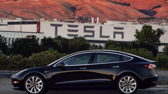 回顾Model 3外形变化之路, 解决产能问题成为当务之急