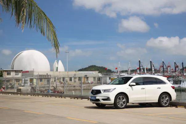 超跑动力的SUV是啥感觉？