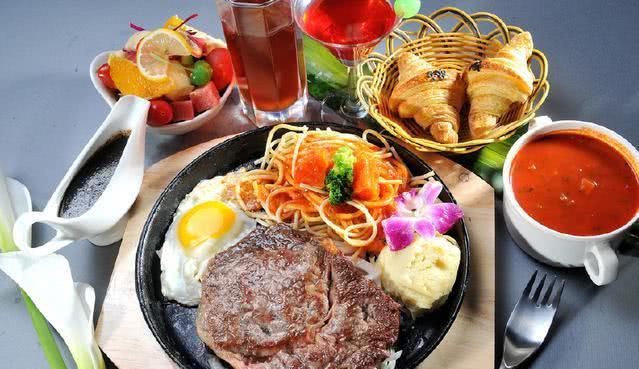 离职员工爆料自助餐里最贵的东西,吃几口就回