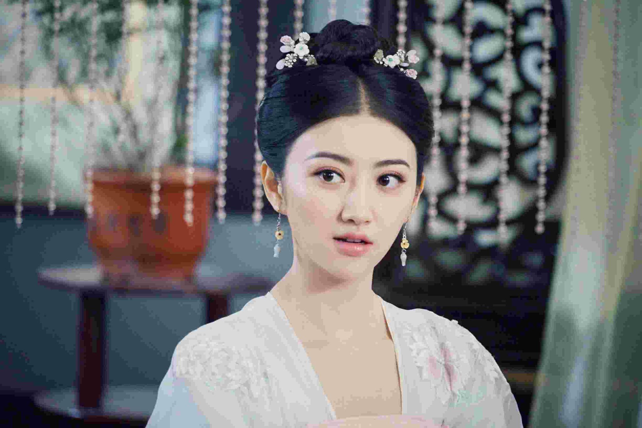 李俶将她的棺木留在身边三年,沈珍珠你知道吗?