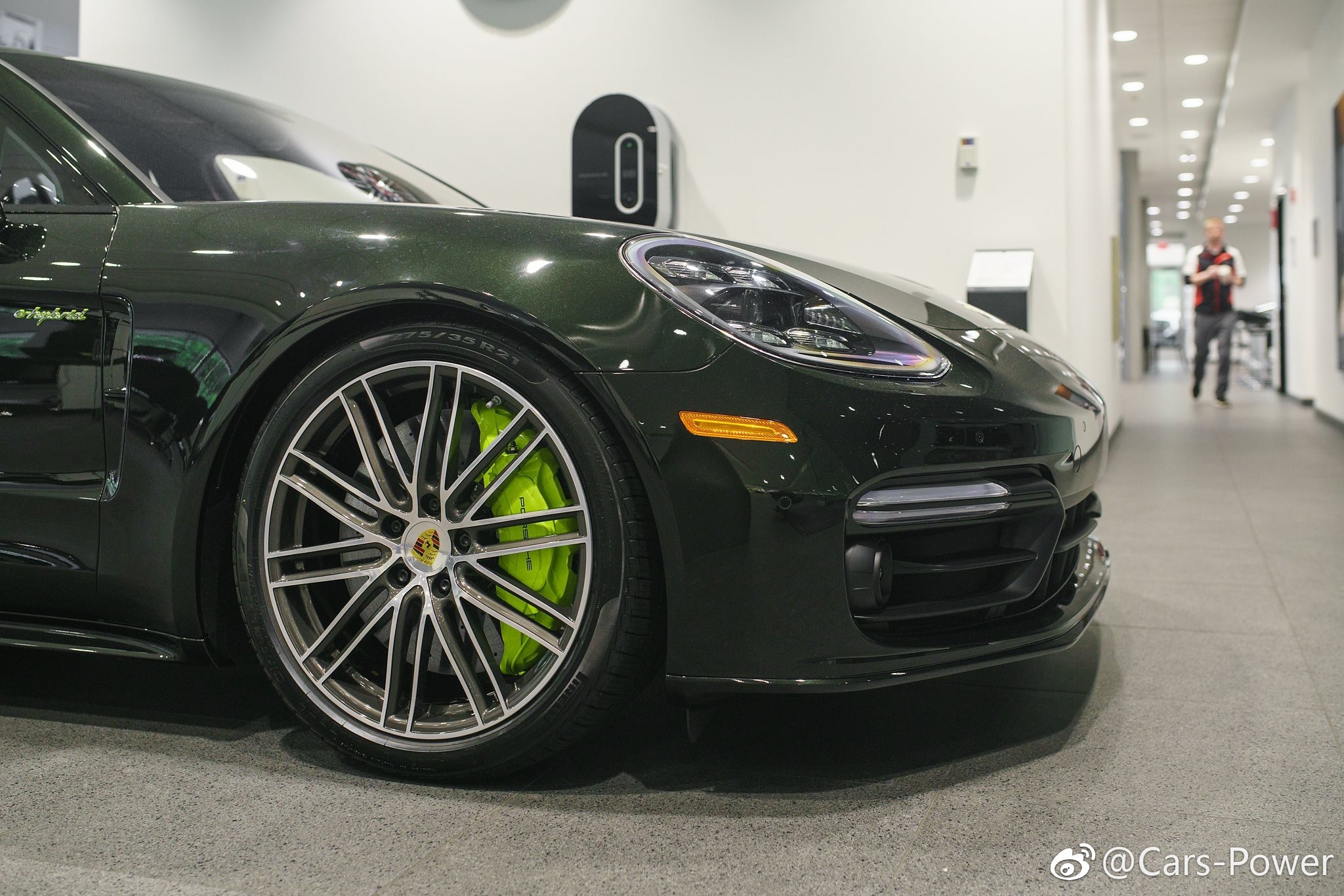 帕拉梅拉turbo s,帕拉梅拉火山灰 保时捷新帕拉梅拉turbo s