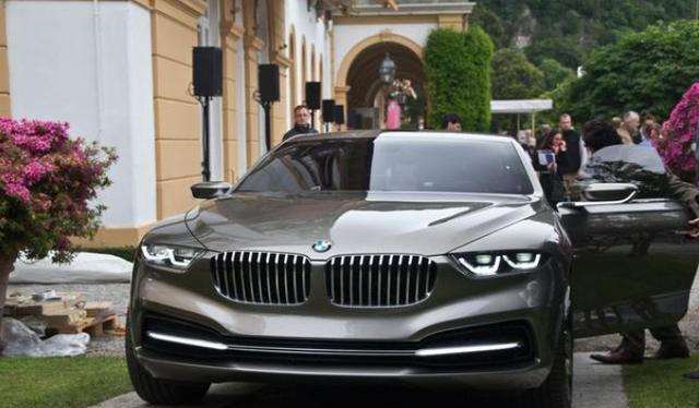 世界首台宝马9系亮相, 配V12引擎, 内饰堪比劳斯莱斯!