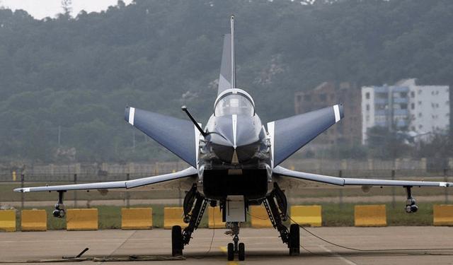 棋逢对手的意思