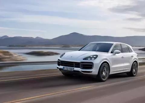 911特色SUV，保时捷全新Cayenne Turbo值得“加钱上”？