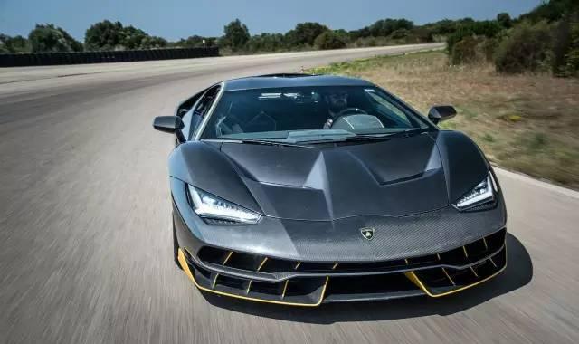 兰博基尼Centenario LP770-4, 经典回味