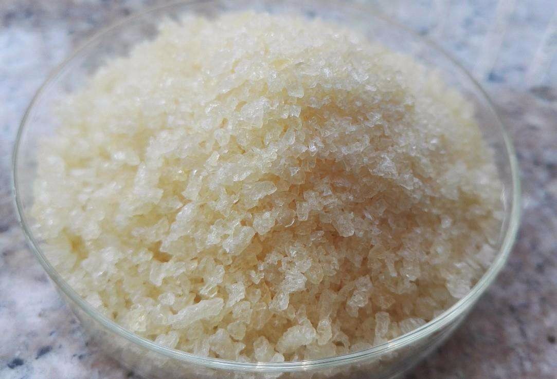 食用明胶和药用明胶没有本质的区别,但是药用明胶对细菌,热源等物质的