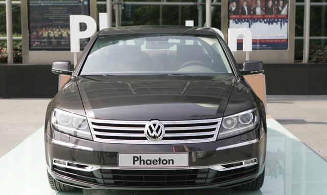 一看到宝马奔驰的C级车赚钱众泰就坐不住了，结果惨遭销量碾压