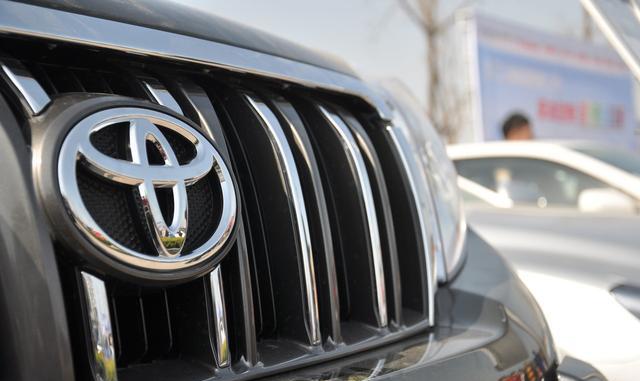 乞丐版的车居然号称SUV界的兰博基尼，我看日本的丰田是疯了！