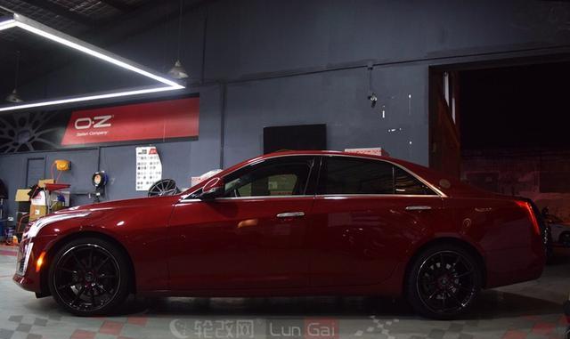 可定制孔距，凯迪拉克CTS改装19寸305FORGED FF08轮毂