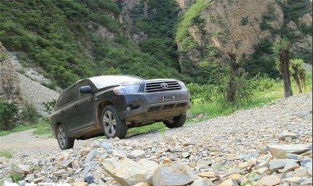 丰田保值率最高SUV 全新汉兰达来袭 途观、锐界看了头疼