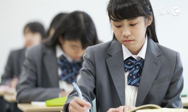 手机拉黑了电话不通短信不接,他是在逃避还是