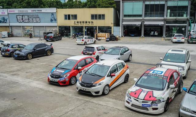 Battle！帝豪GS与奔驰GLA天马山之战