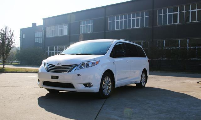 丰田塞纳华丽变身，几项改装大大提高豪华感和舒适度！