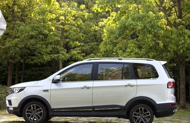 7座SUV仅6.49万, 还是意大利血统, 这款新车完爆哈弗H6