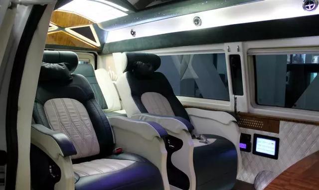 福特E350星曜来袭