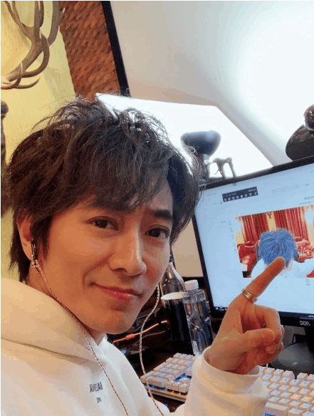 爱国艺人孙耀威签约虎牙直播,签约费亮了,网友