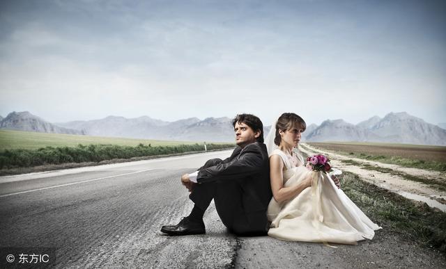 女人对婚姻绝望,表现出的7种改变!