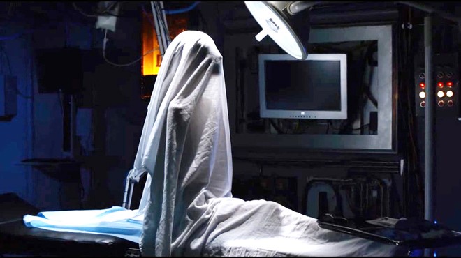 他达拉非片可以和维C维E同时吃么？