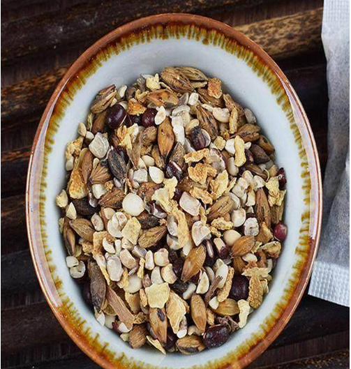 脾胃虚,肝火旺的人,多吃这几种碱性食材,有助于