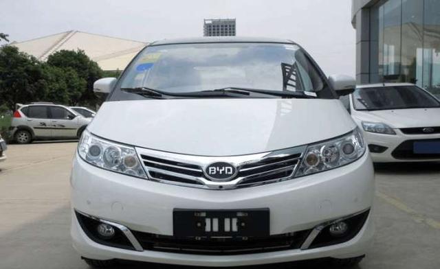 比亚迪家族硬实力的体现，比GL8帅多了，不足9万很亲民