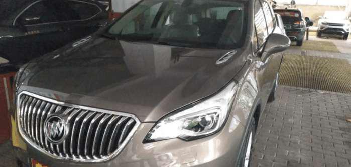 都推荐我买汉兰达, 刚把这车提回来, 开汉兰达的同事就抢着要开