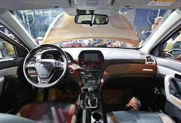自主霸气SUV来袭: 标配一键启动全景天窗, 涡压动力, 才卖8万