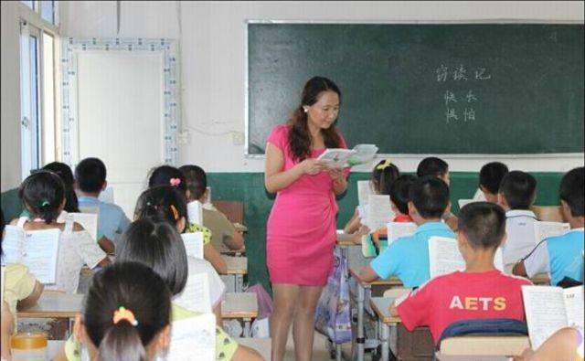 教师资格考试监考有感,30个考生一共29个女孩