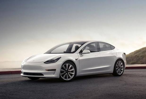 特斯拉Model3北京车展国首秀，最大续航能力高达500km