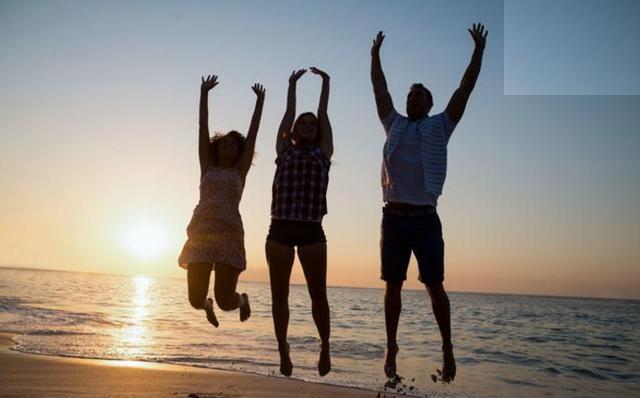 老板好心帮员工存钱,年底还给分红,员工却集