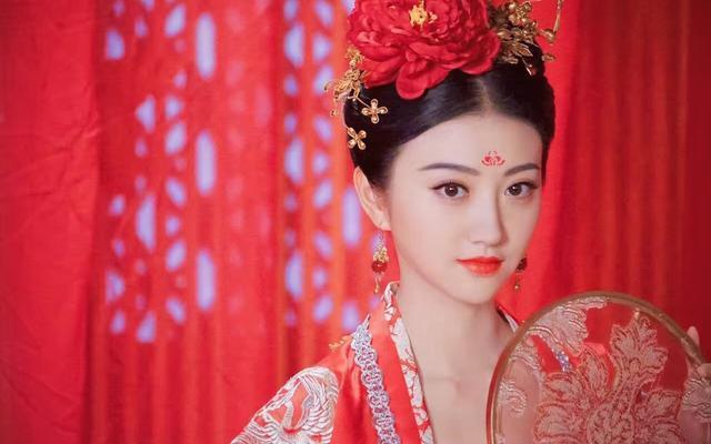 外媒评中国演技最烂10大明星,杨幂鹿晗均上榜