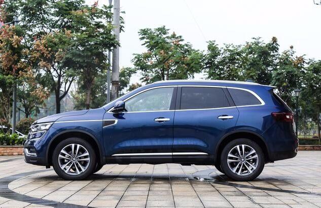 全新科雷傲算是第三款应用全新家族风格