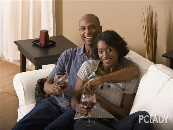 男人跟女人聊天调情经典话语 调情的话让女人