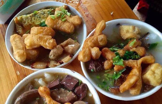 标准潮汕人如何吃好一碗粿汁?