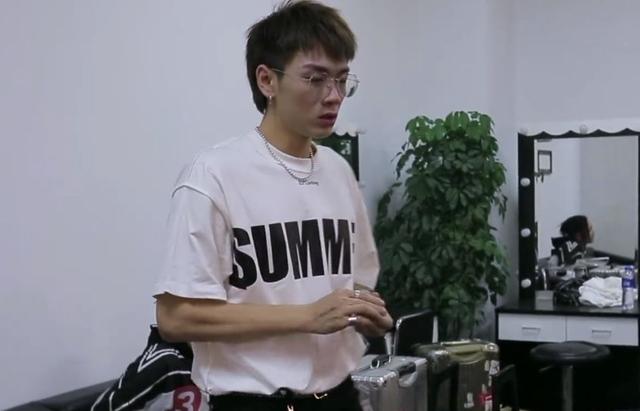 文兆杰曝Viito是大老板,超有钱,曾花80元配送费