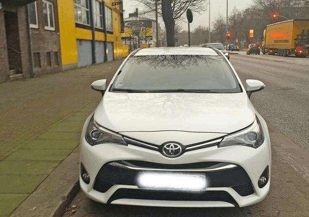 卡罗拉7座旅行版来袭, 省油又省心, 后备箱超大, 仅售11万