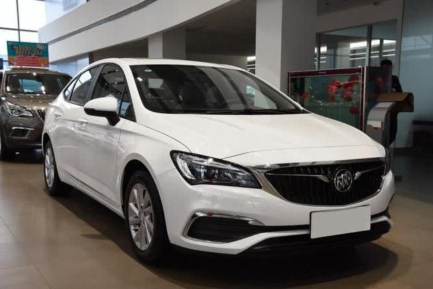 内饰堪称同级无敌，15万内除了思域、昂克赛拉，它也很有运动范！